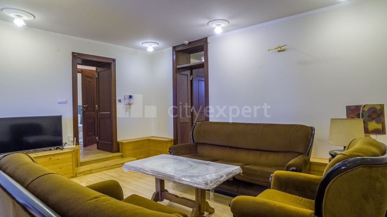 Jevrema Grujića, Dedinje, Savski venac - 4