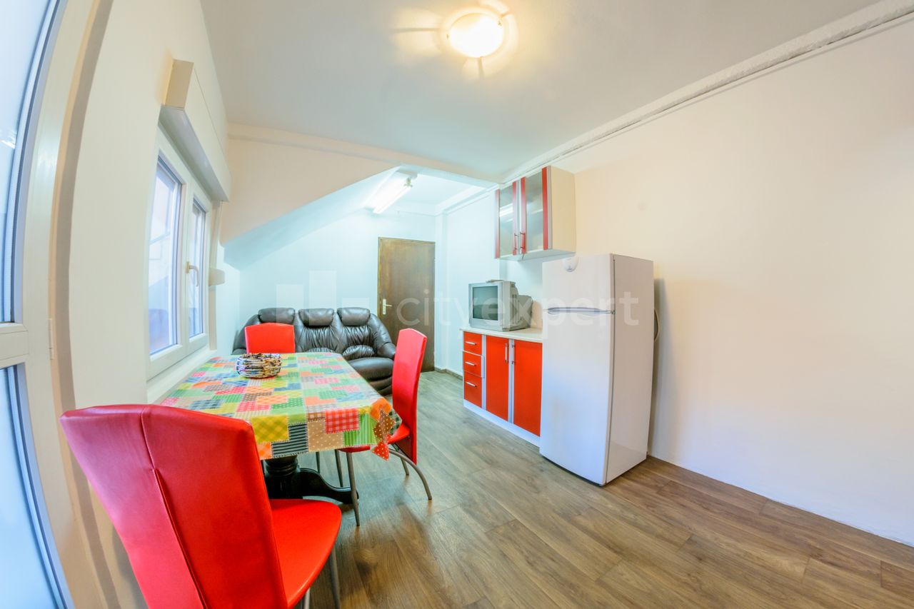 Cetinjska, Donji grad (Zemun), Zemun - 7