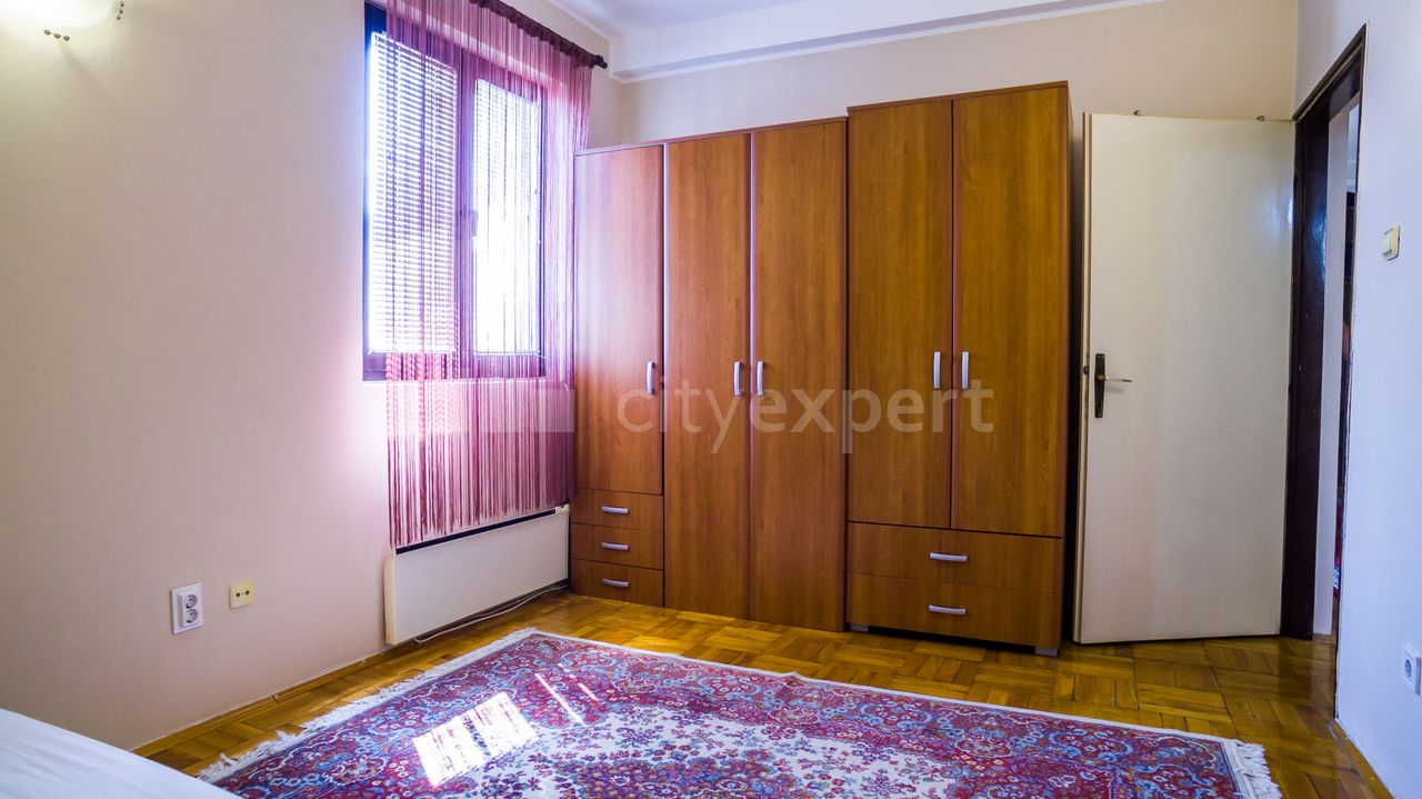 Bukureška, Cvetkova pijaca, Zvezdara - 11