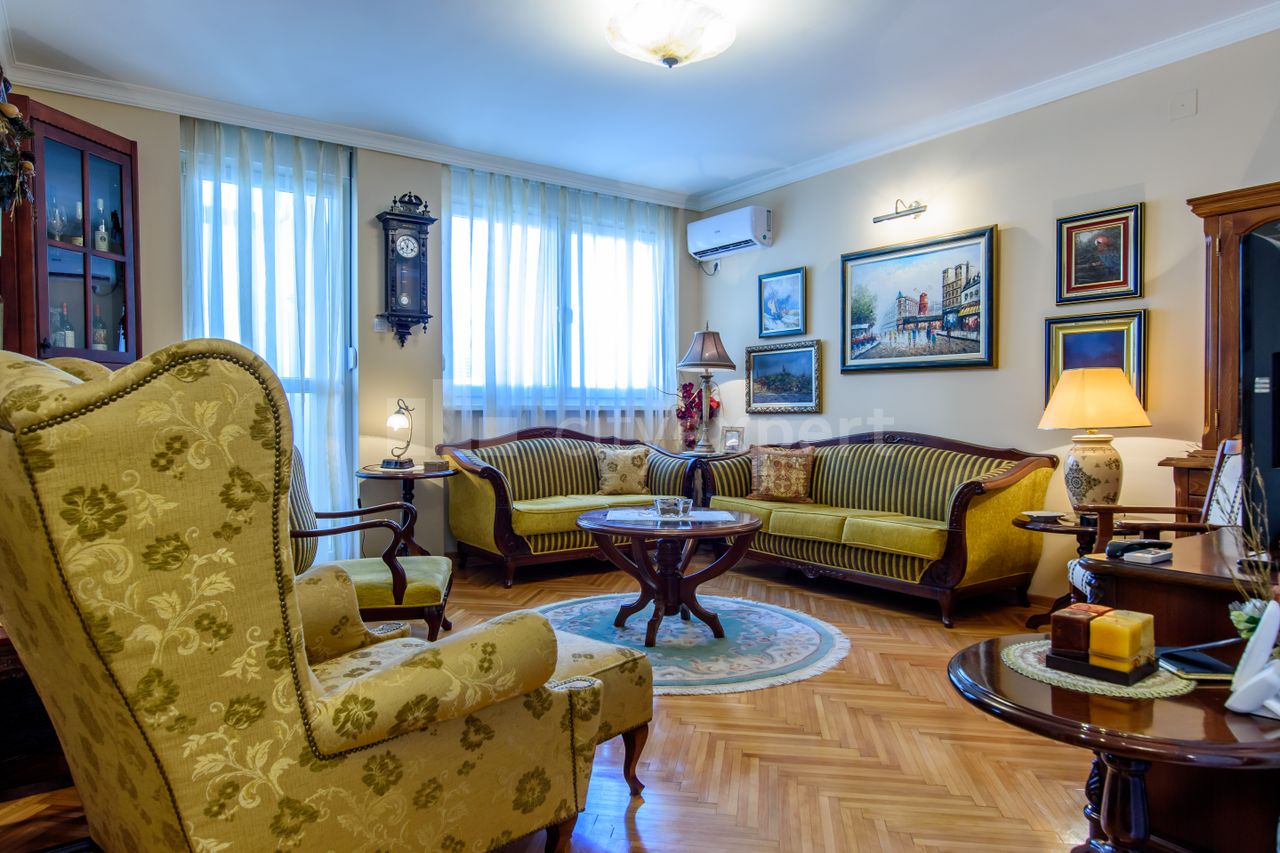 1.5 stan za izdavanje — Kneza Danila, Stara Palilula, Palilula, 53m², 650€