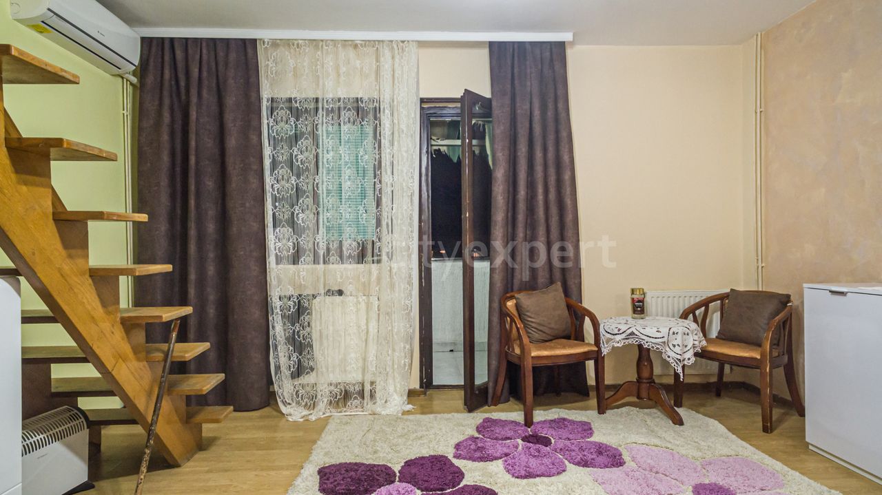 3.0 stan za izdavanje — Medakovićeva, Medaković, Voždovac, 115m², 650€