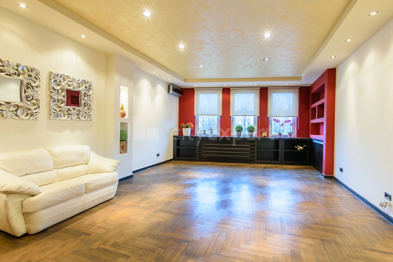 0.5 stan za izdavanje — Bulevar Arsenija Čarnojevića, Blok 28, Novi Beograd, 45m², 550€
