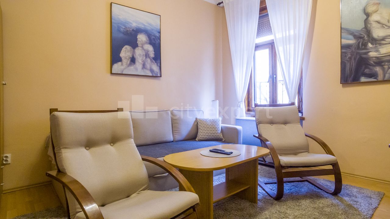 2.0 stan za izdavanje — Komnen Barjaktara, Dorćol, Stari grad, 43m², 750€