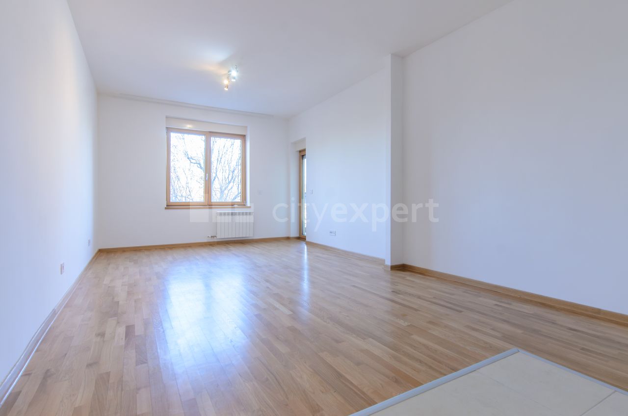 2.0 stan za izdavanje — Svetozara Markovića, Cvetni trg / park Manjež, Savski venac, 58m², 800€