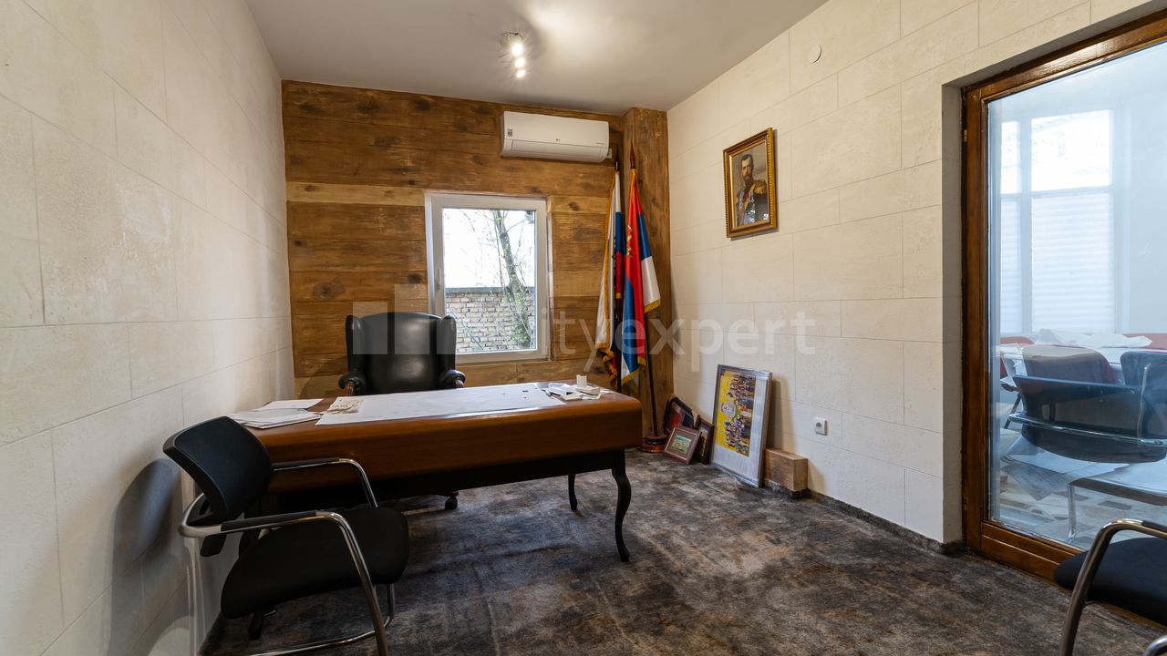 Andre Nikolića, Senjak, Savski venac - 6