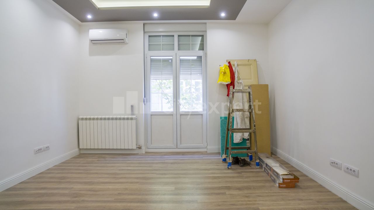 Brane Crnčevića, Hram Svetog Save, Vračar - 9