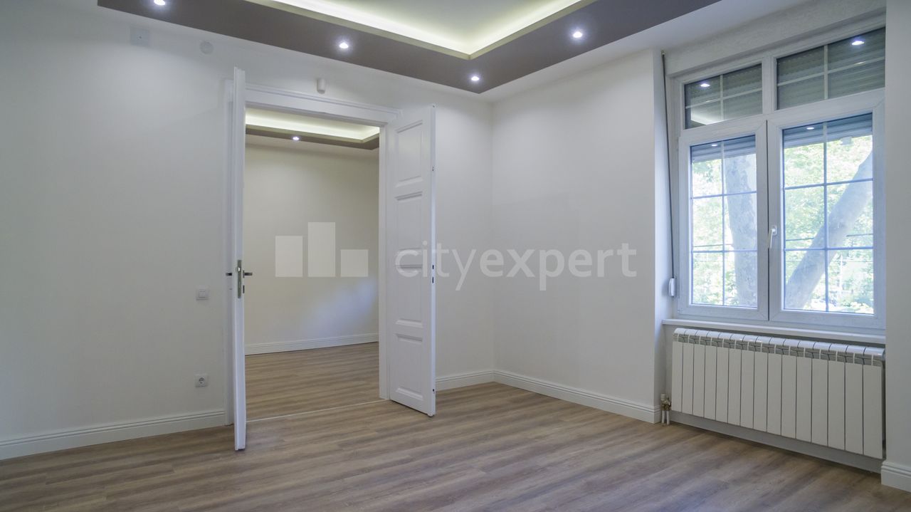 Brane Crnčevića, Hram Svetog Save, Vračar - 5