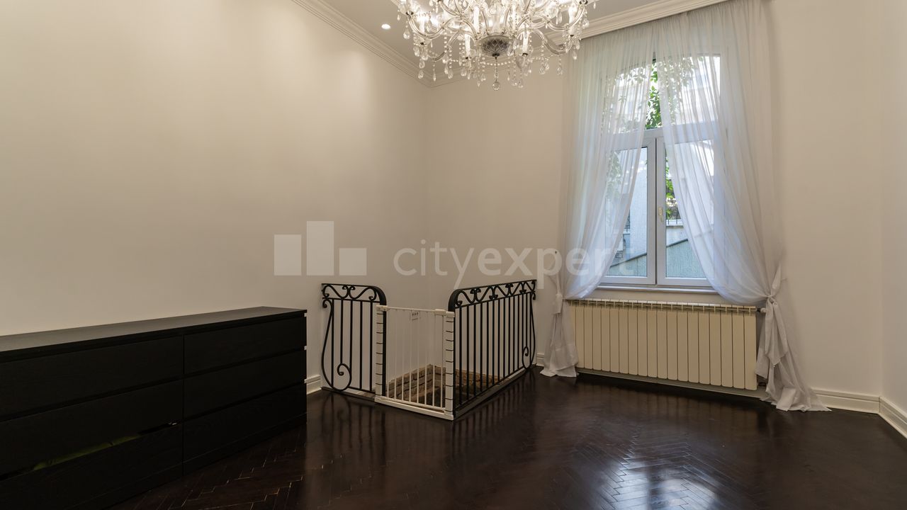 Resavska, Cvetni trg / park Manjež, Vračar - 3
