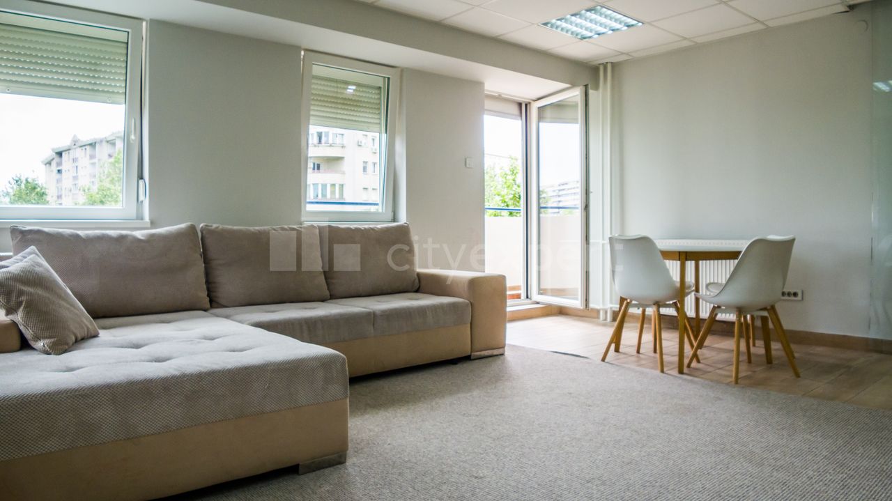 Antifašističke borbe, Blok 22, Novi Beograd - 2