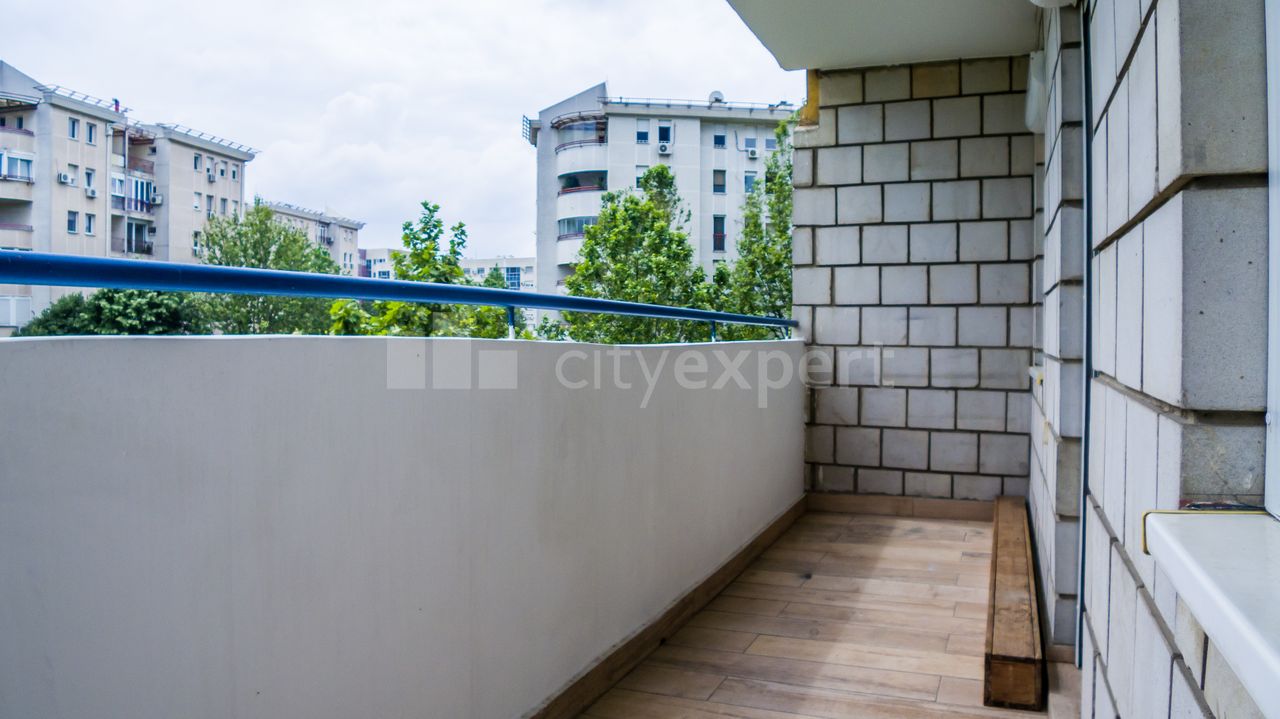 Antifašističke borbe, Blok 22, Novi Beograd - 4