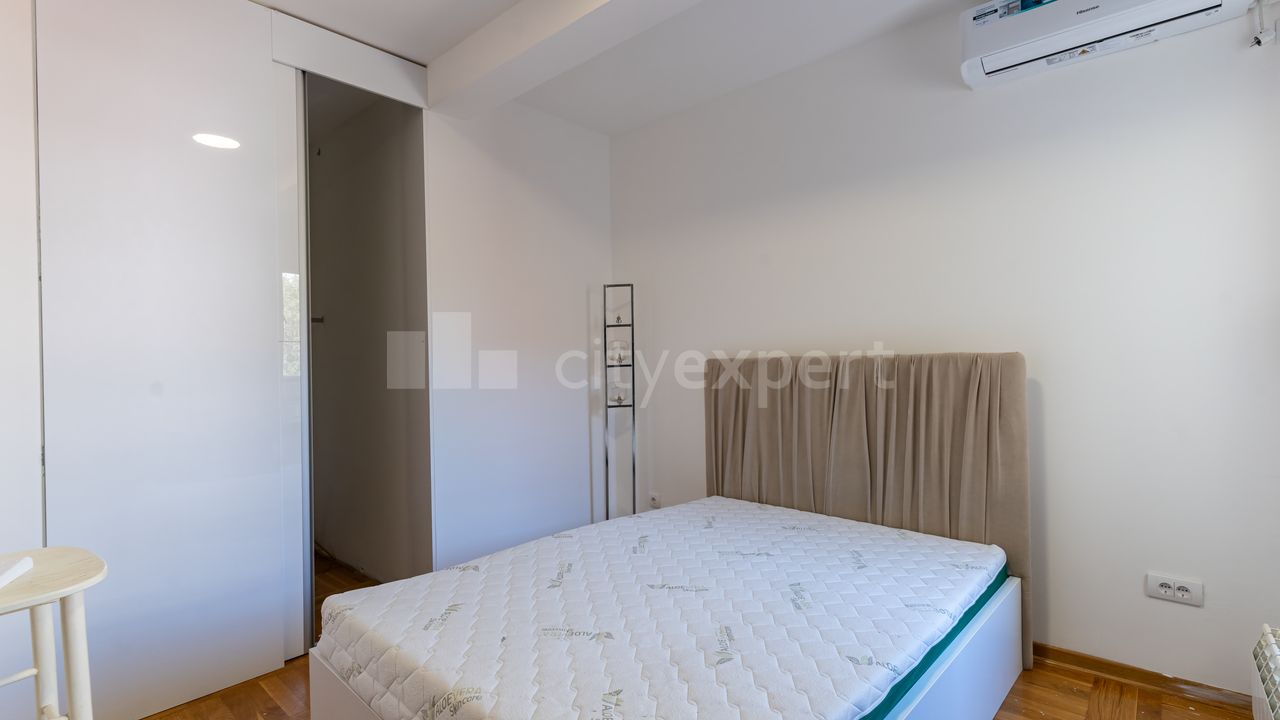 Kursulina, Kalenić pijaca, Vračar - 10