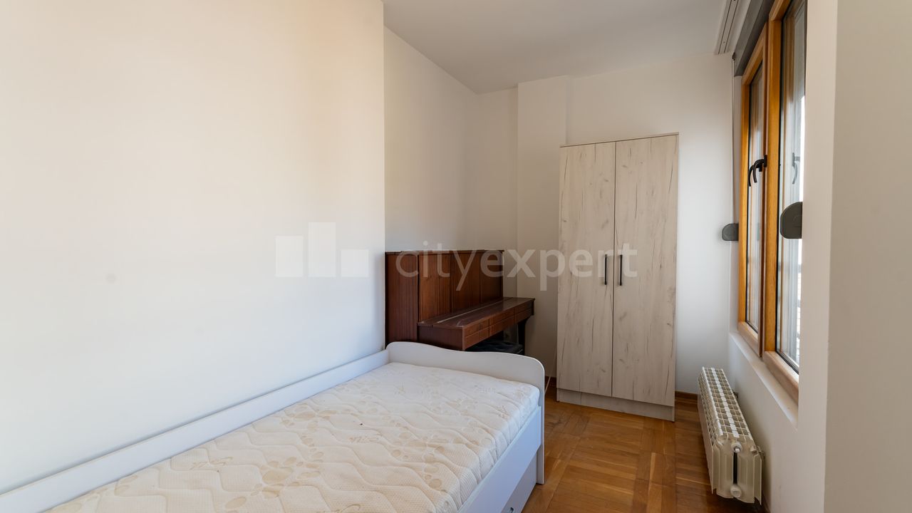 Kursulina, Kalenić pijaca, Vračar - 8