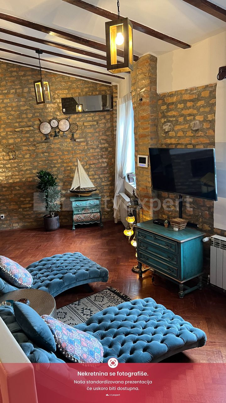 4.0 stan za izdavanje — Voje Radića, Jajinci, Voždovac, 367m², 3500€