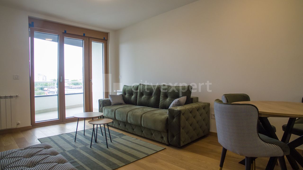 2.0 stan za izdavanje — Bulevar heroja sa Košara, Blok 65, Novi Beograd, 65m², 1300€