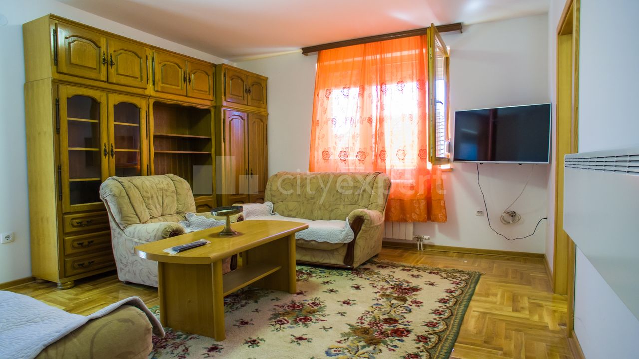 2.0 stan za izdavanje — Kalemarska, Kumodraž, Voždovac, 50m², 400€