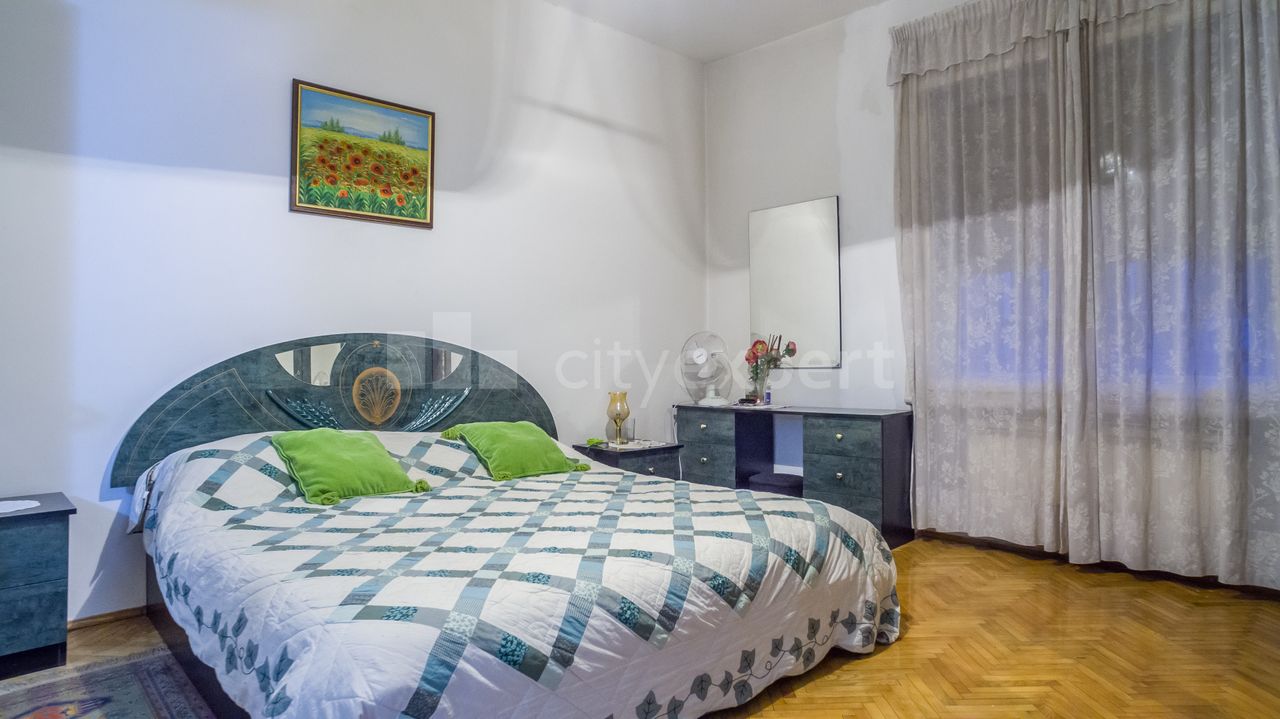 Alekse Nenadovića, Slavija, Vračar - 9