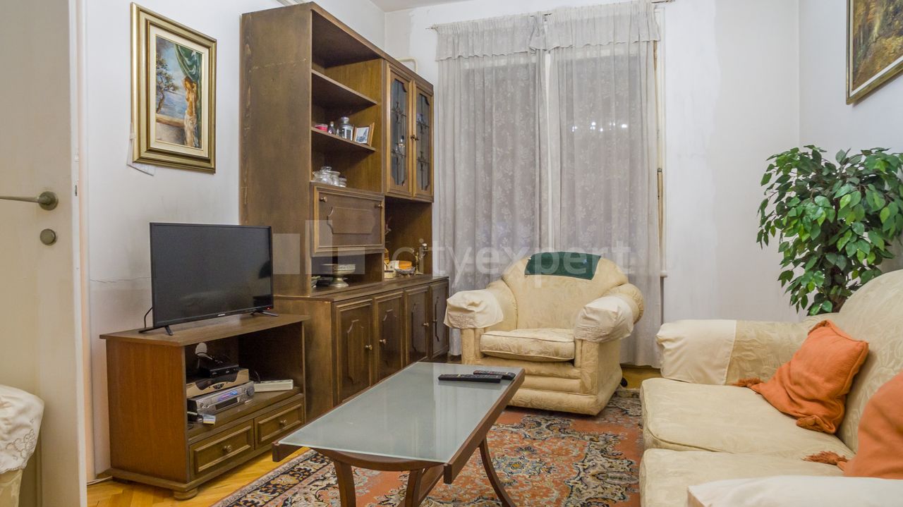 3.0 stan za izdavanje — Alekse Nenadovića, Slavija, Vračar, 83m², 1000€