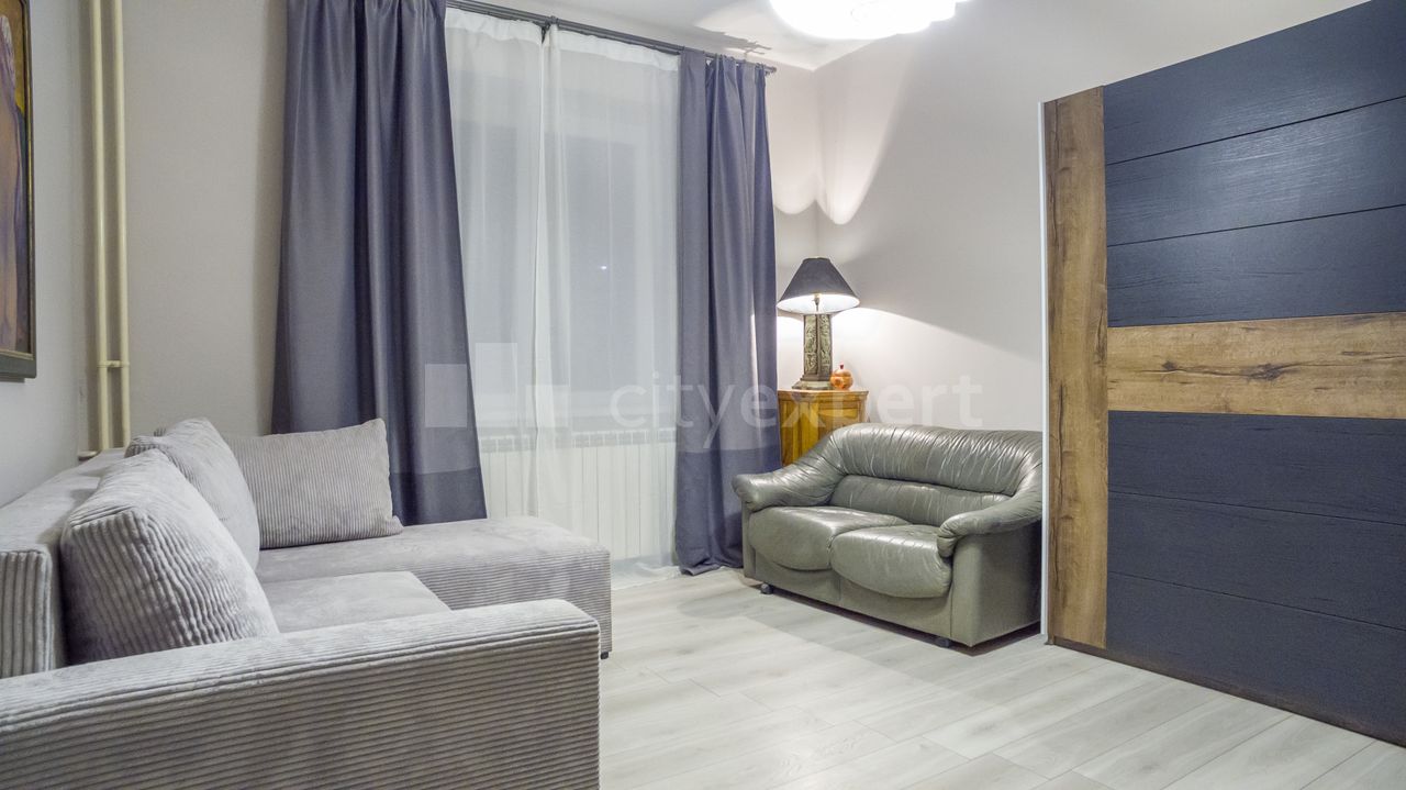 Makenzijeva, Slavija, Vračar - 4