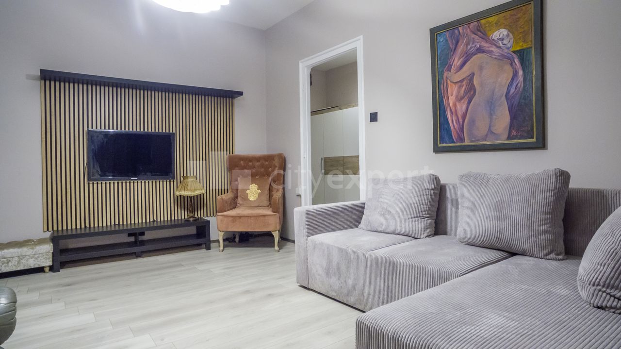 1.5 stan za izdavanje — Makenzijeva, Slavija, Vračar, 38m², 700€