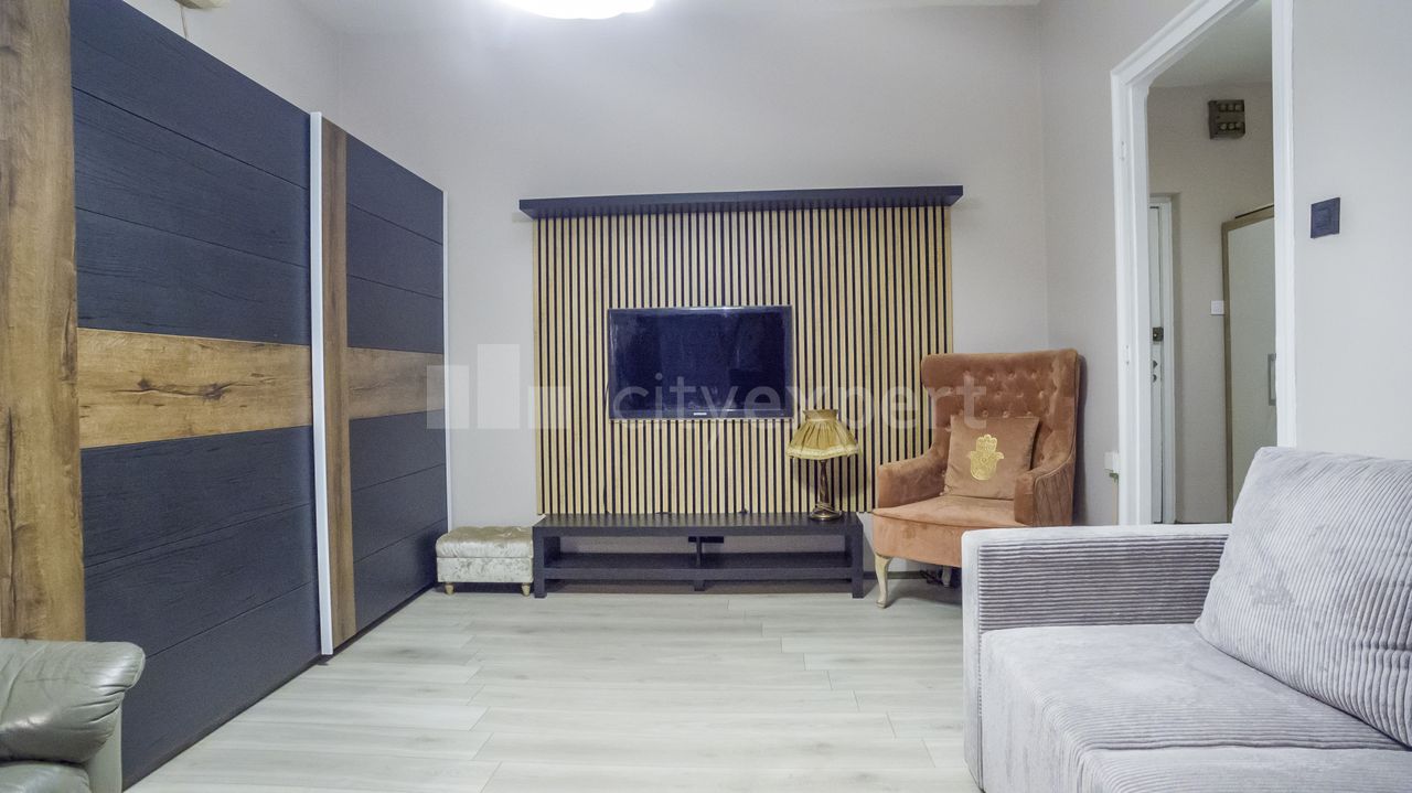 Makenzijeva, Slavija, Vračar - 2