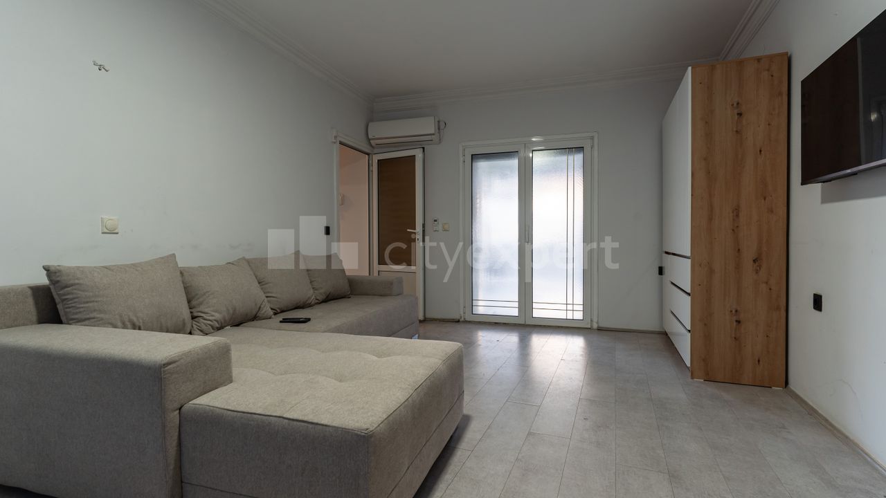 Dositejeva, Donji grad (Zemun), Zemun - 11
