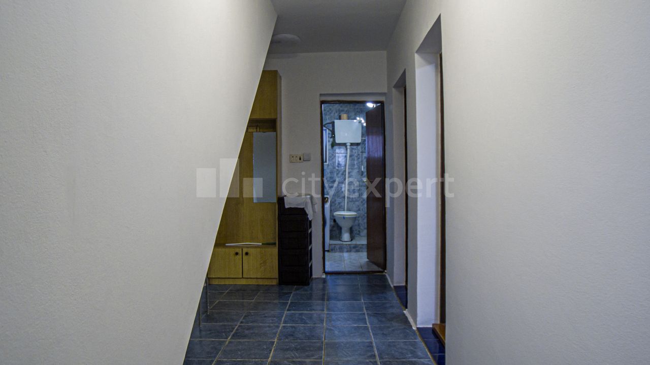 Romskih žrtava, Ledine, Novi Beograd - 10