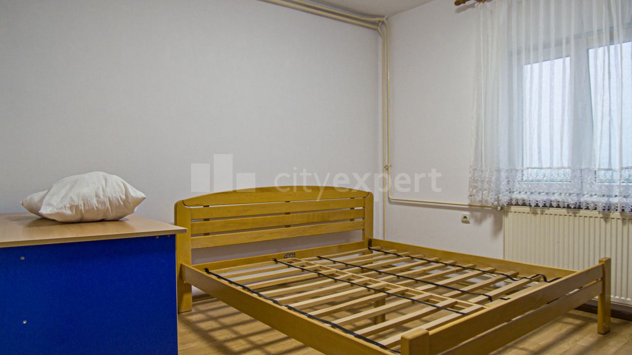 Romskih žrtava, Ledine, Novi Beograd - 8