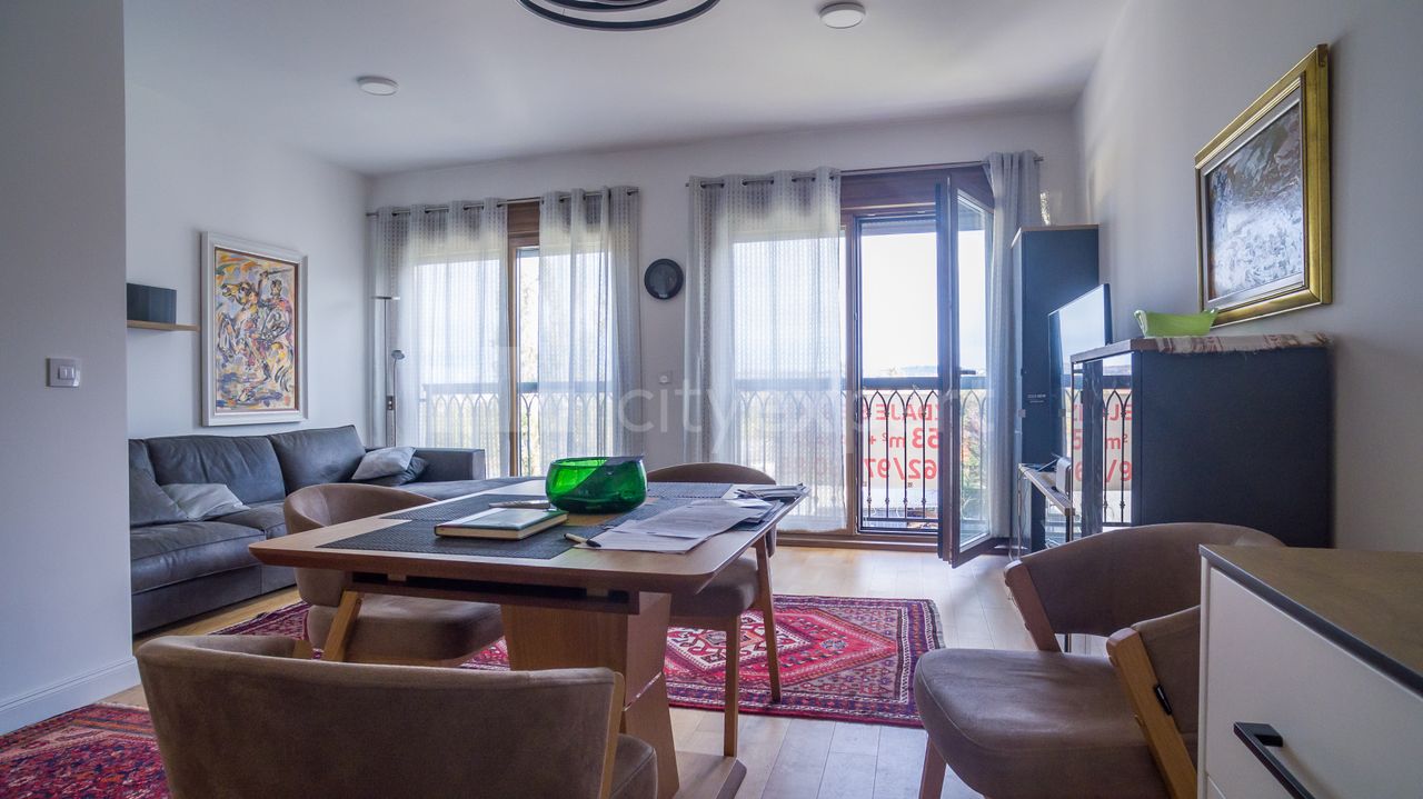 2.0 stan za izdavanje — Dunavska, Dorćol, Stari grad, 53m², 1200€