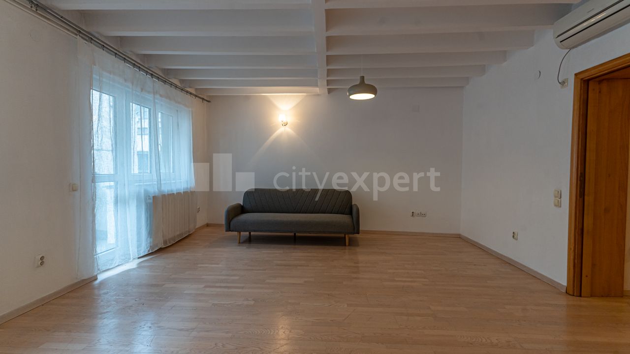2.0 stan za izdavanje — Kapetan Mišina, Dorćol, Stari grad, 68m², 1000€
