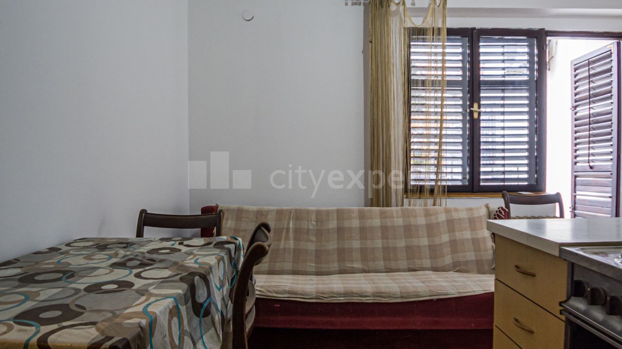 2.0 stan za izdavanje — Danila Bojovića, Gornji Voždovac, Voždovac, 60m², 400€