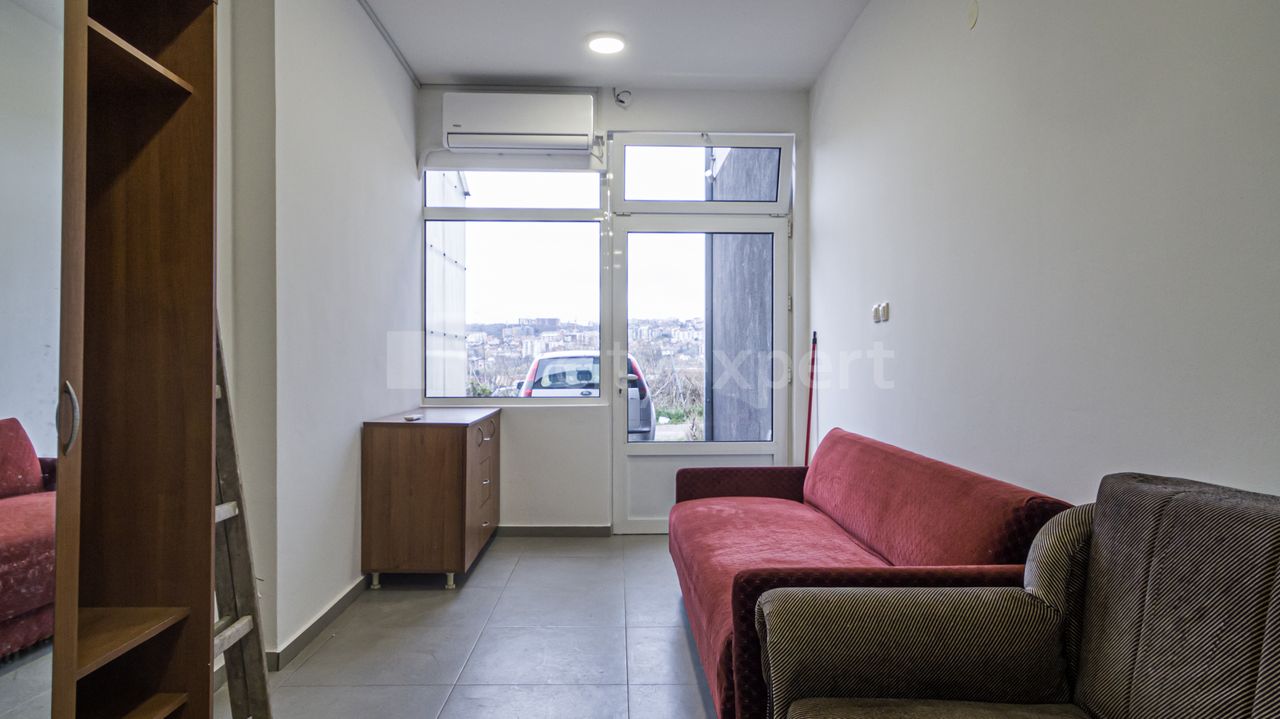 2.0 stan za izdavanje — Bosanska, Mali Mokri Lug, Voždovac, 48m², 500€