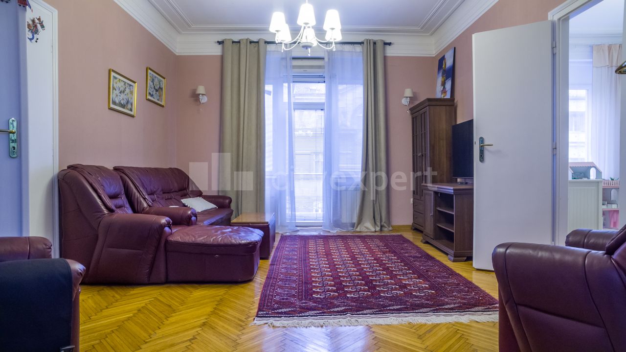 4.0 stan za izdavanje — Prizrenska, Terazije, Stari grad, 137m², 1600€