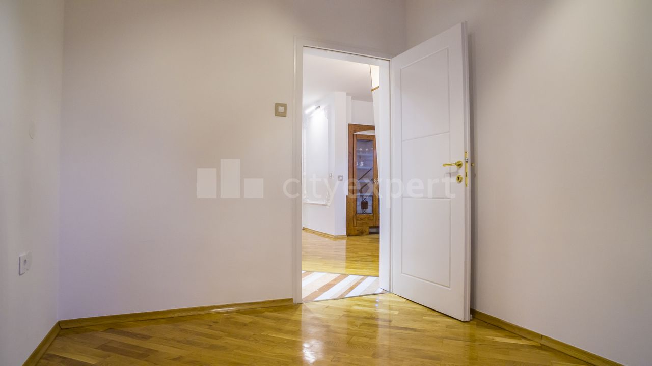 Kralja Milutina, Slavija, Vračar - 5