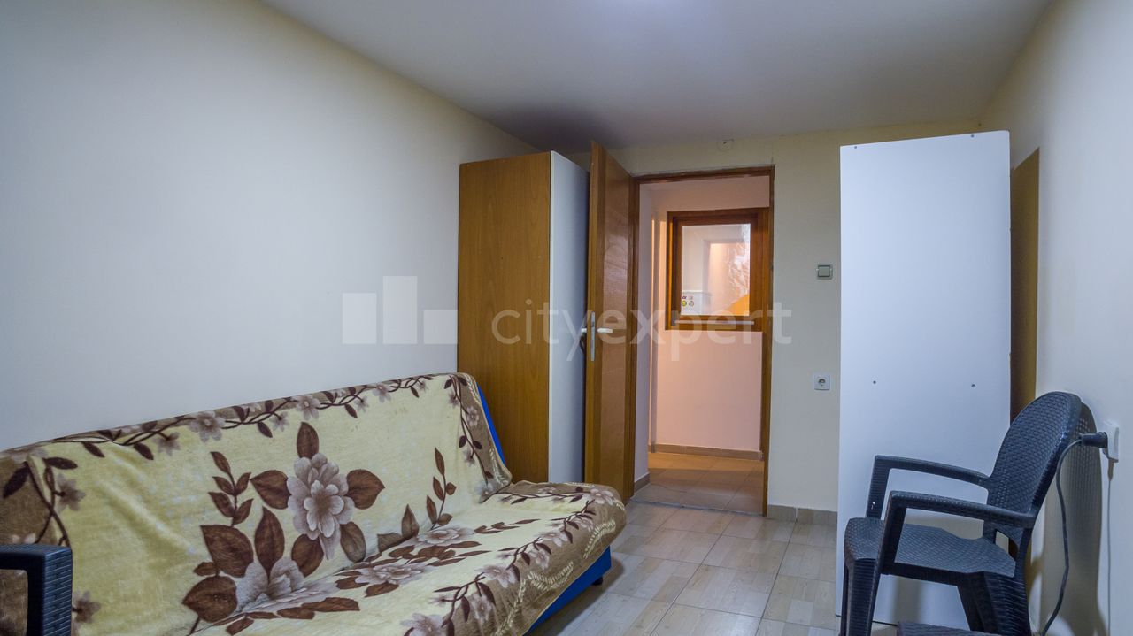 2.0 stan za izdavanje — Vilovskog, Čubura, Vračar, 34m², 400€