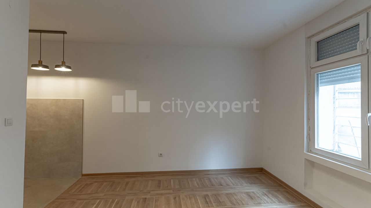 1.0 stan za izdavanje — Svetogorska, Centar, Stari grad, 33m², 700€
