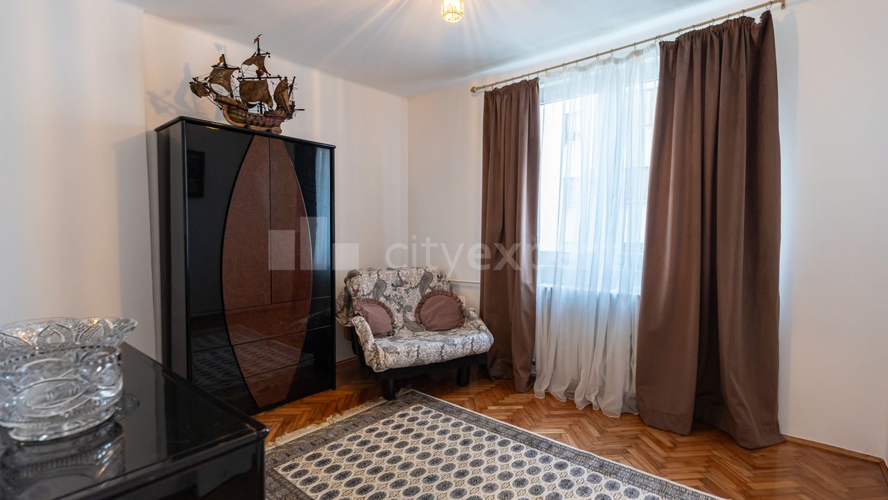 Đuke Dinić, Vukov spomenik, Zvezdara - 11
