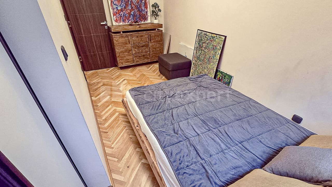 Drinčićeva, Gundulićev venac, Stari grad - 10