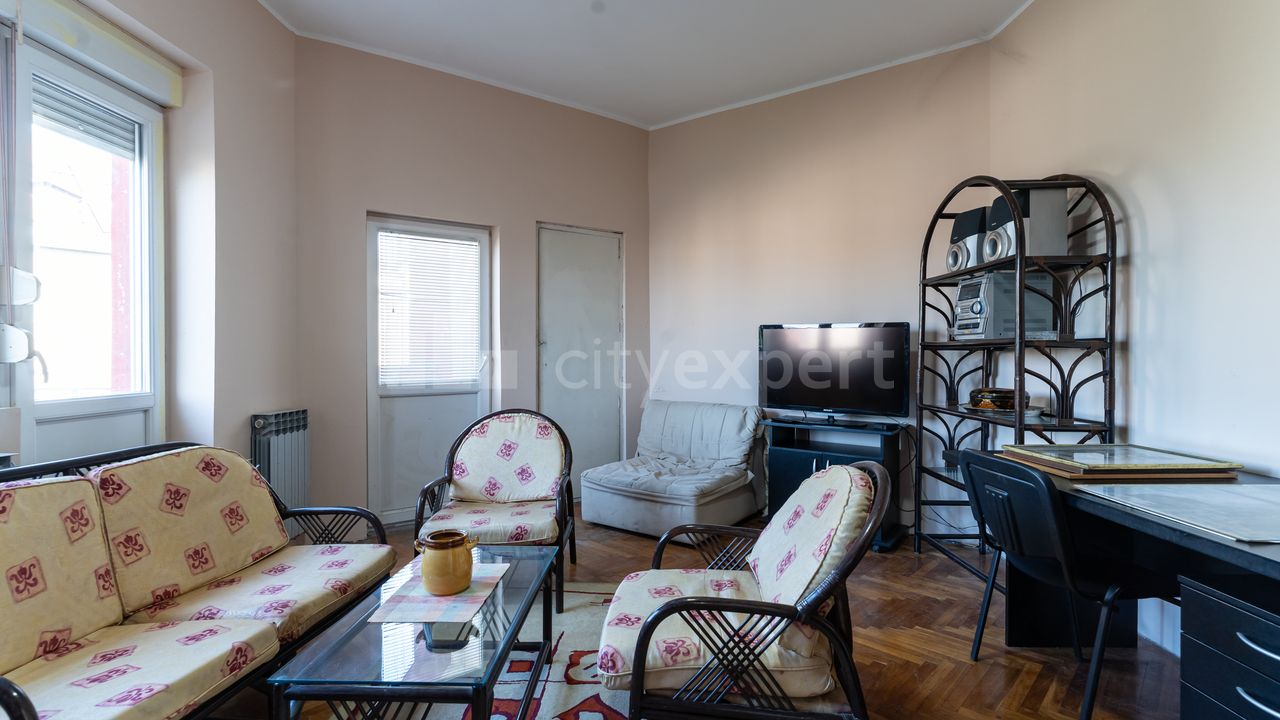 2.5 stan za izdavanje — Njegoševa, Čubura, Vračar, 68m², 900€
