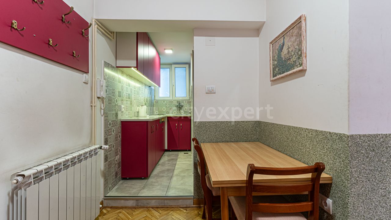 Makenzijeva, Slavija, Vračar - 6