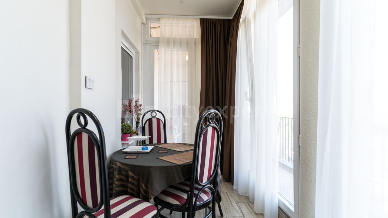 Krunska, Cvetni trg / park Manjež, Vračar - 4