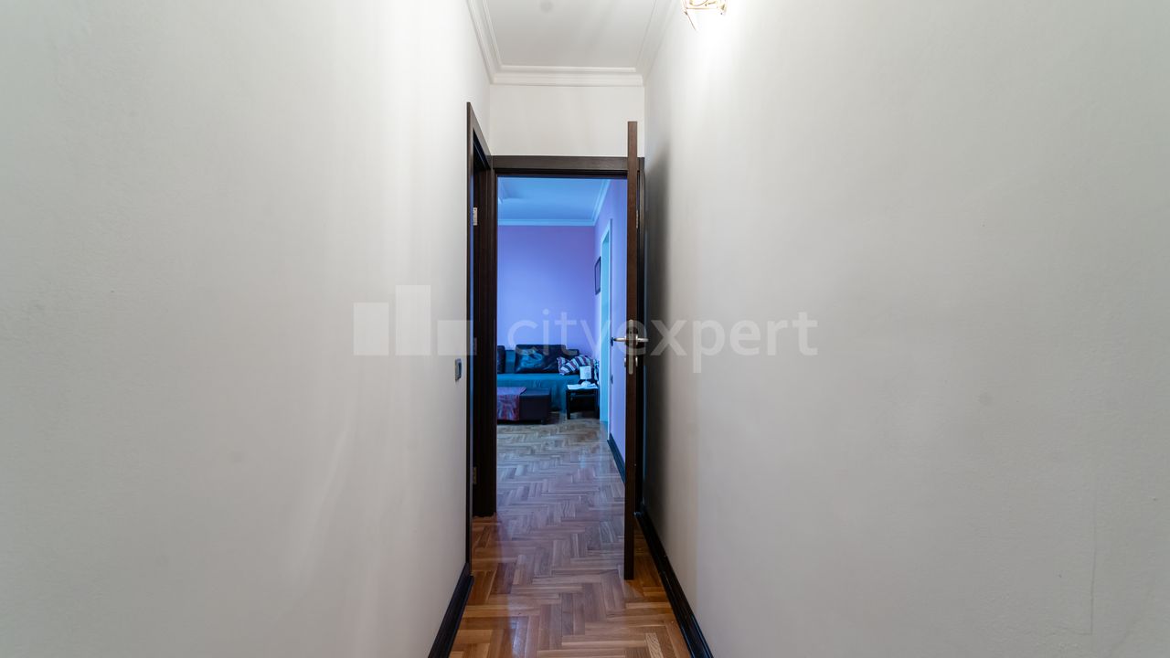 Krunska, Cvetni trg / park Manjež, Vračar - 8