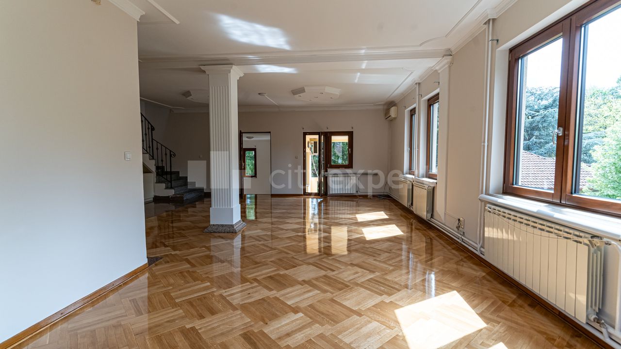 Ružićeva, Autokomanda, Savski venac - 2