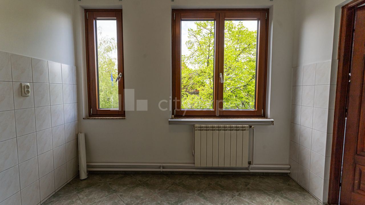 Ružićeva, Autokomanda, Savski venac - 8