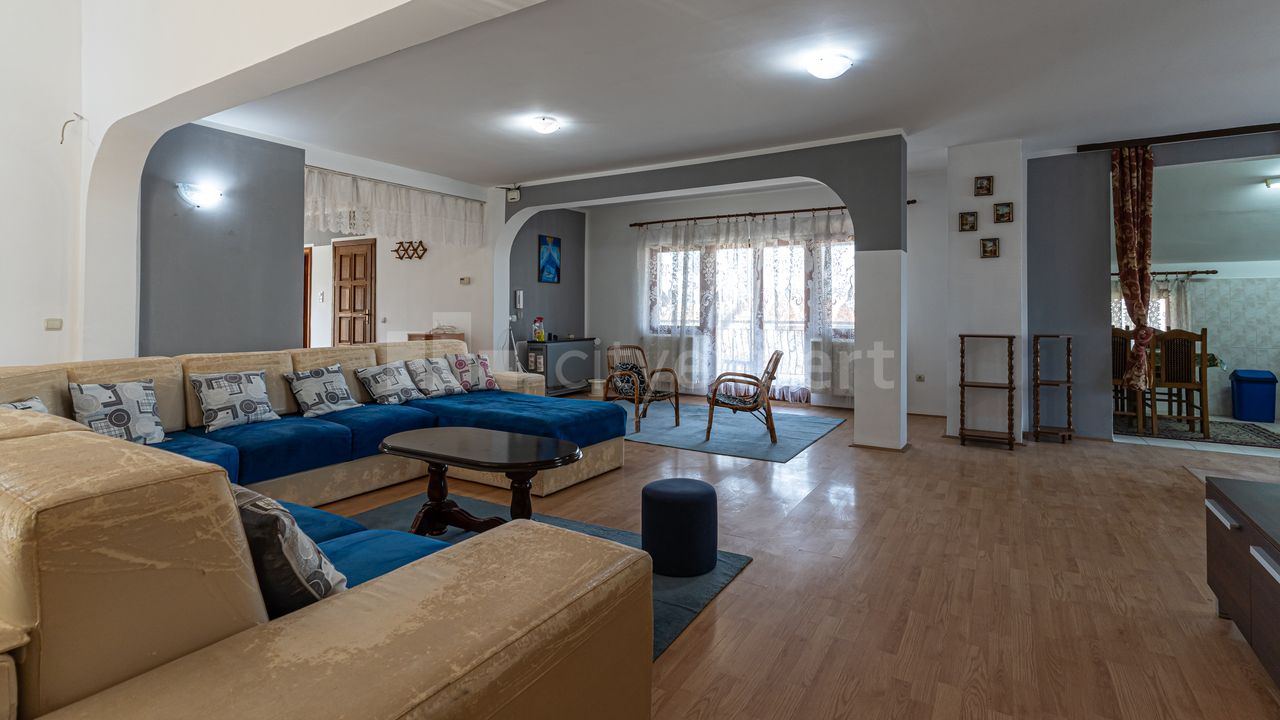 4.0 stan za izdavanje — Svetozara Mihailovića, Višnjica, Palilula, 200m², 600€