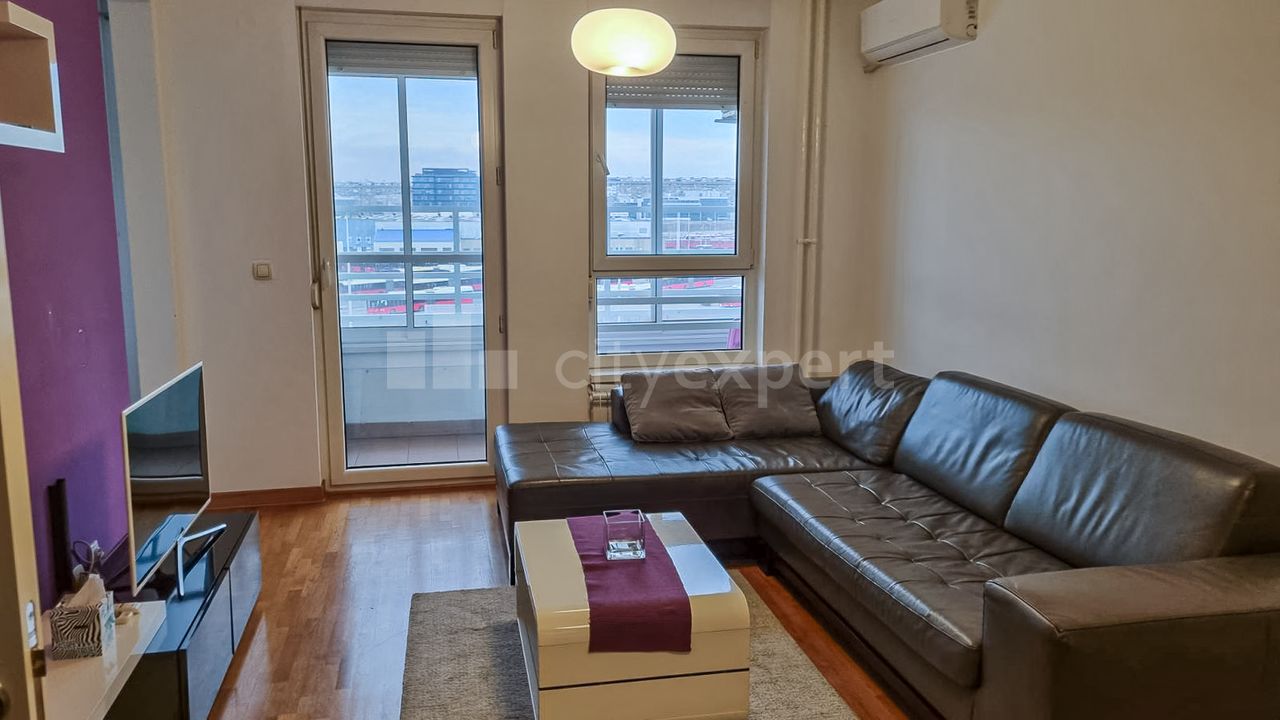 2.0 stan za izdavanje — Bulevar Crvene armije, Blok 67 (Belville), Novi Beograd, 52m², 850€