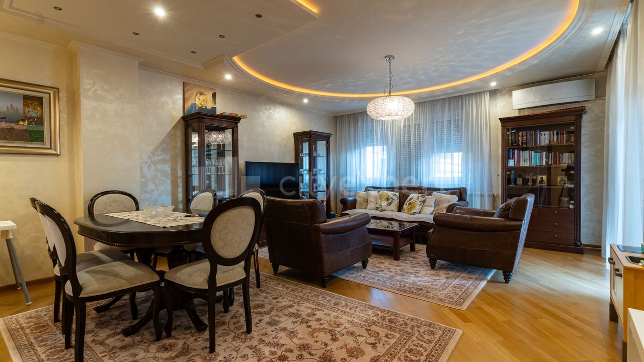 4.0 stan za izdavanje — Mickijevičeva, Braće Jerković, Voždovac, 120m², 1100€