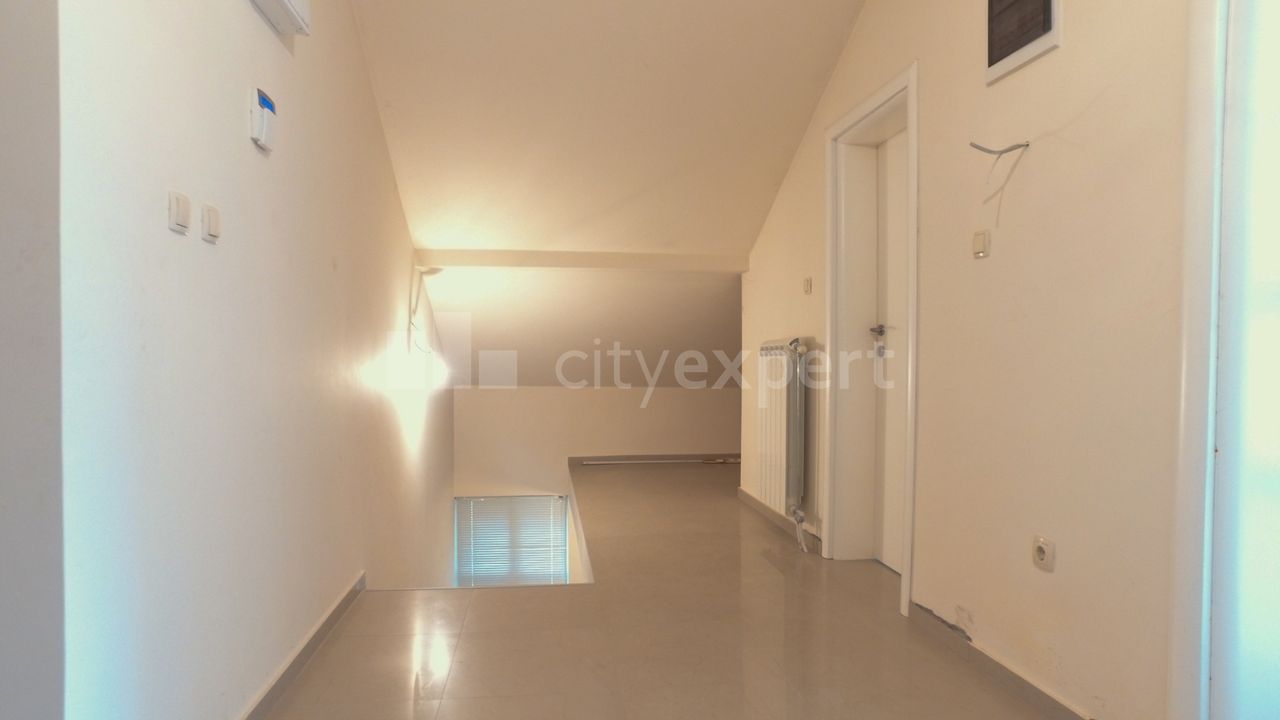 Radovana Babića, Kumodraž, Voždovac - 9