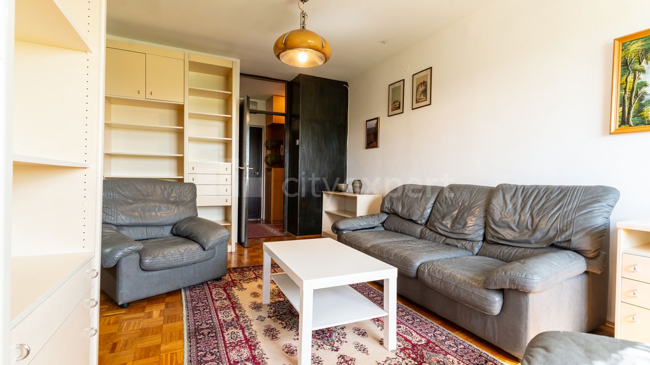 2.0 stan za izdavanje — Crnotravska, Banjica, Voždovac, 57m², 450€