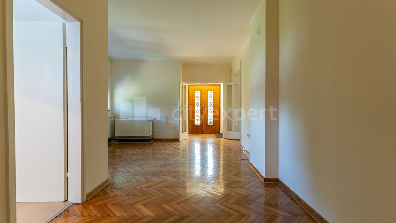 Banjički venac, Dedinje, Savski venac - 11