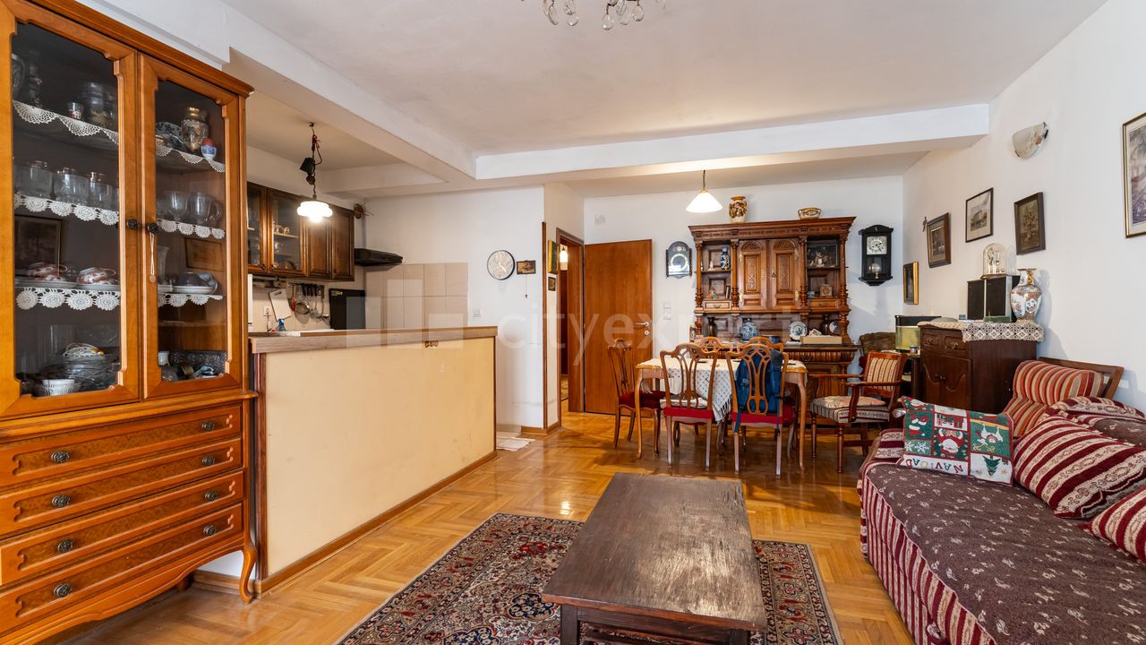 Branka Krsmanovića, Đeram, Zvezdara - 8